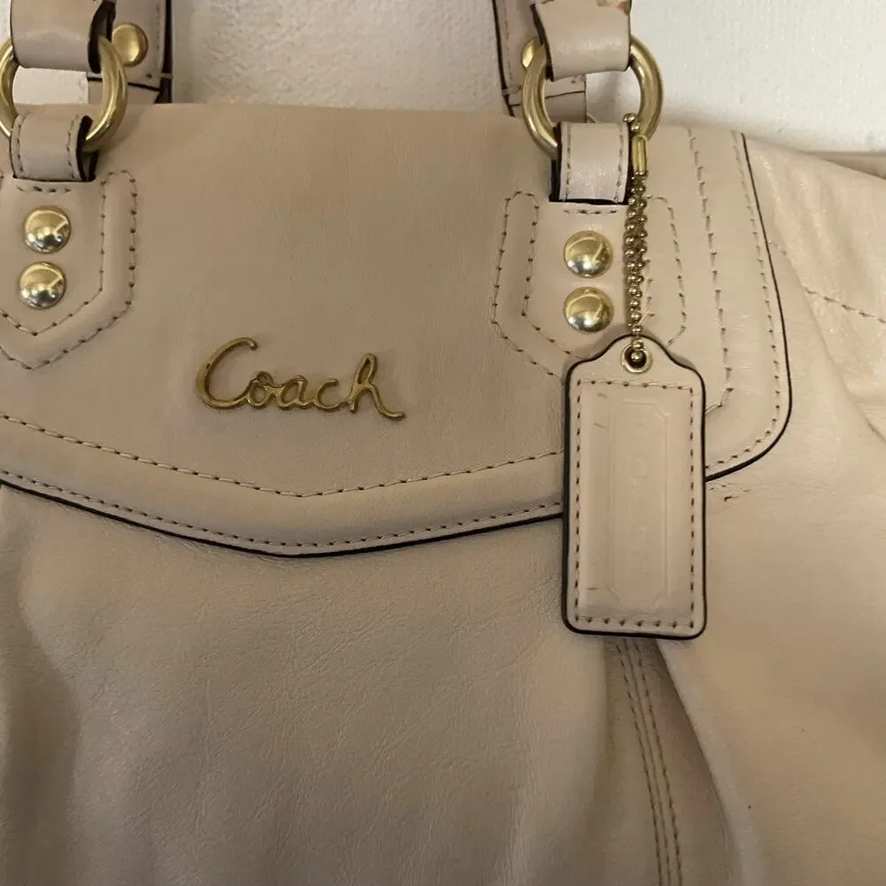 Coach Ashley F19243 Y2K Vintage Leather Satchel Shoulder Bag Ivory Cream Gold